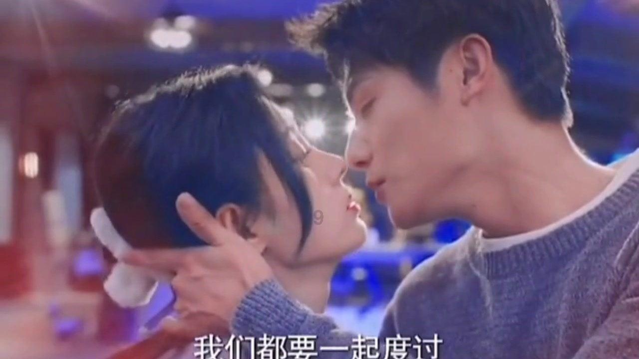 包拯60大寿上，他感叹膝下无子，儿媳却下跪：其实您还有一个儿子